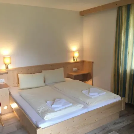 Apartment Landhaus Theresia Fügen